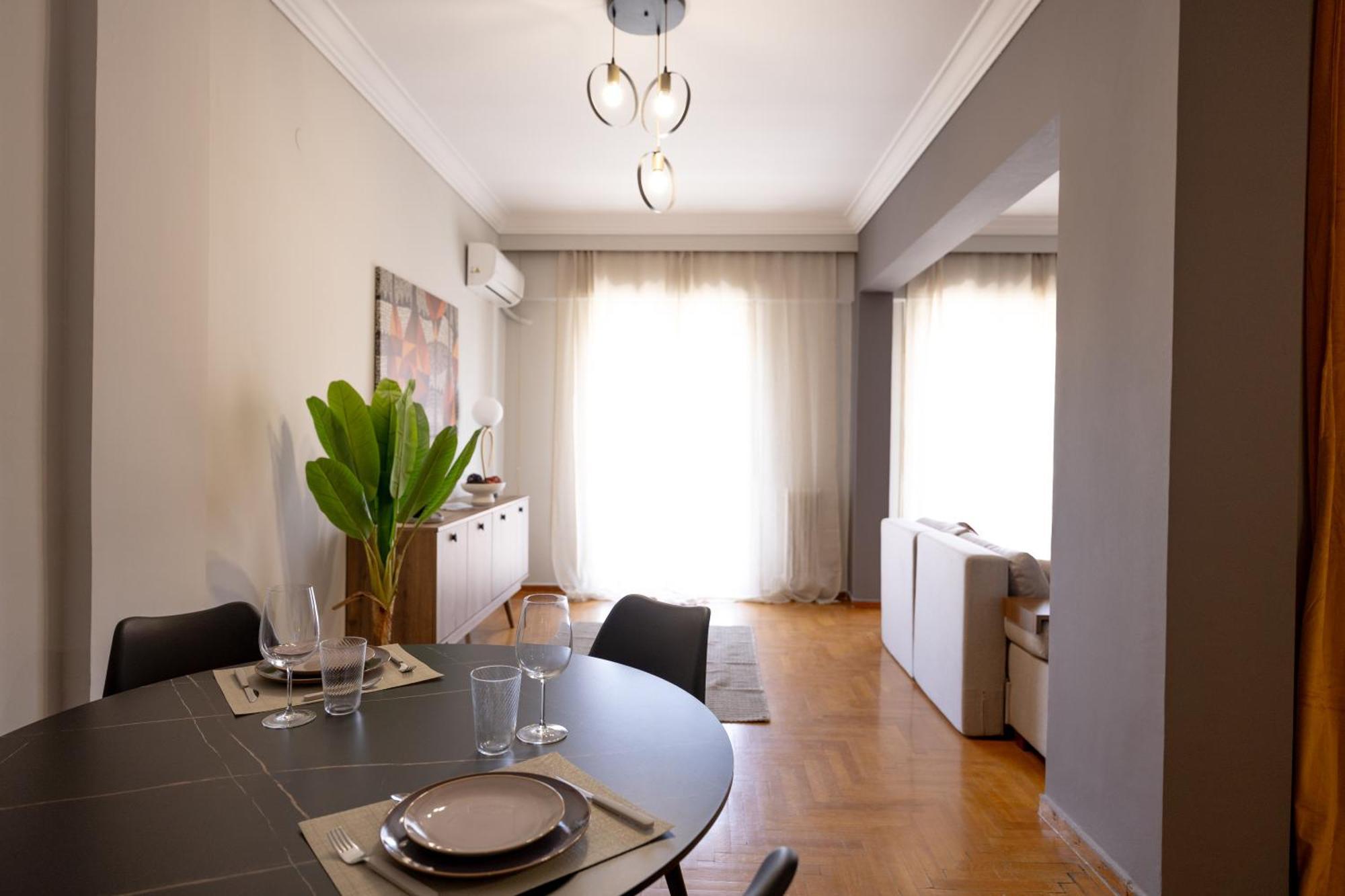 Apartment Big Stylish 2br Views 3 Min Walk To Sea Thessaloniki