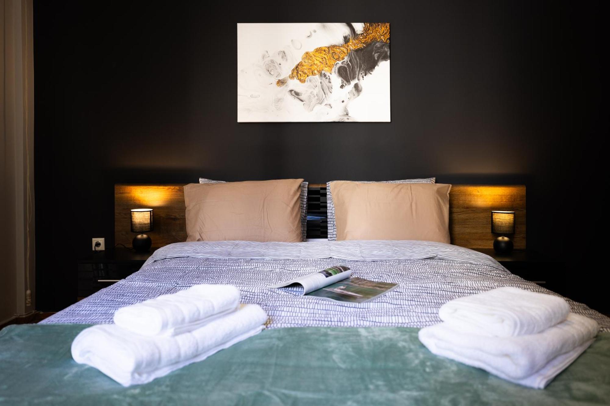 Big Stylish 2br Views 3 Min Walk To Sea * Thessaloniki