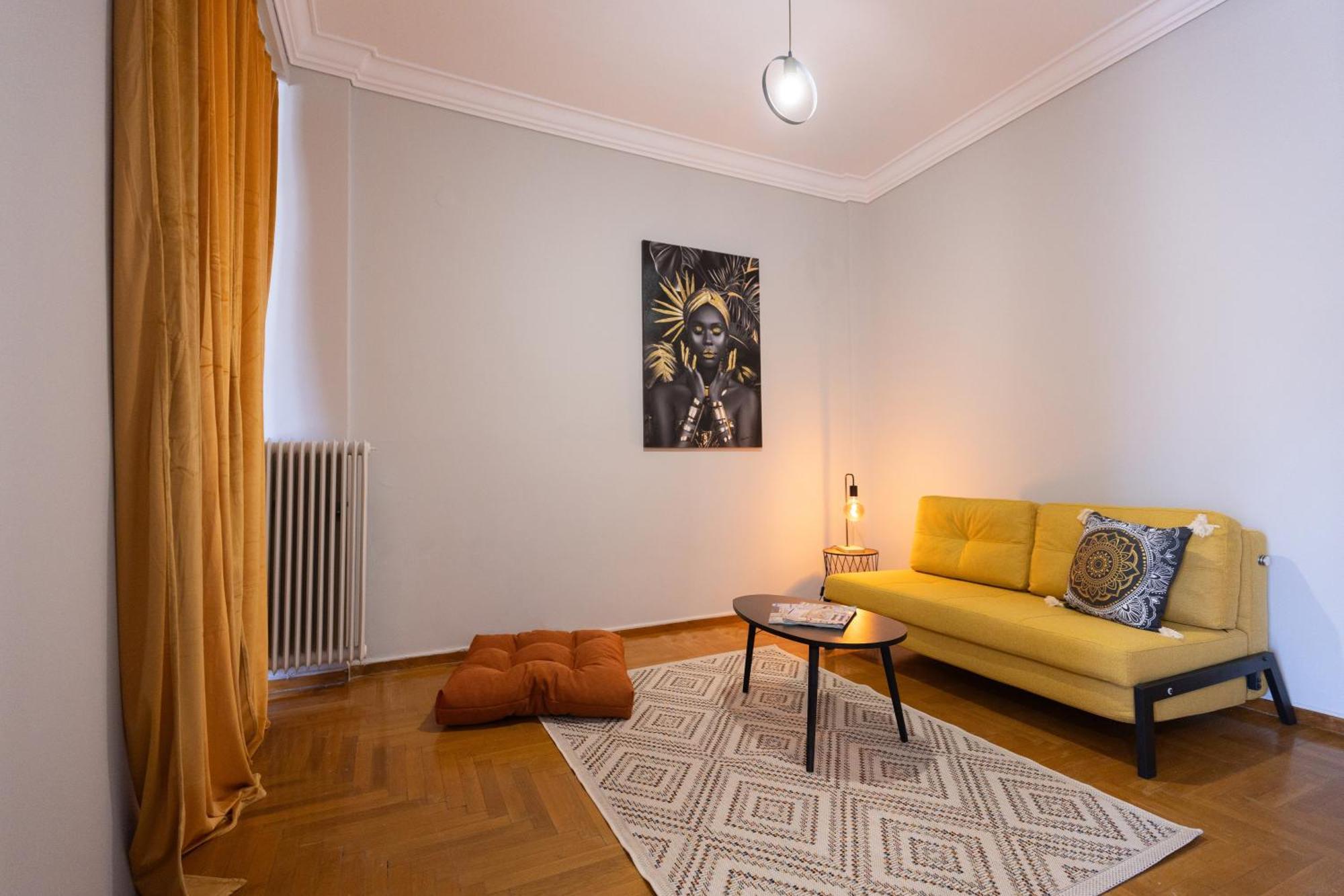 Apartment Big Stylish 2br Views 3 Min Walk To Sea
